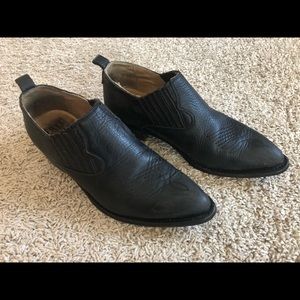 Black Frye booties size 9